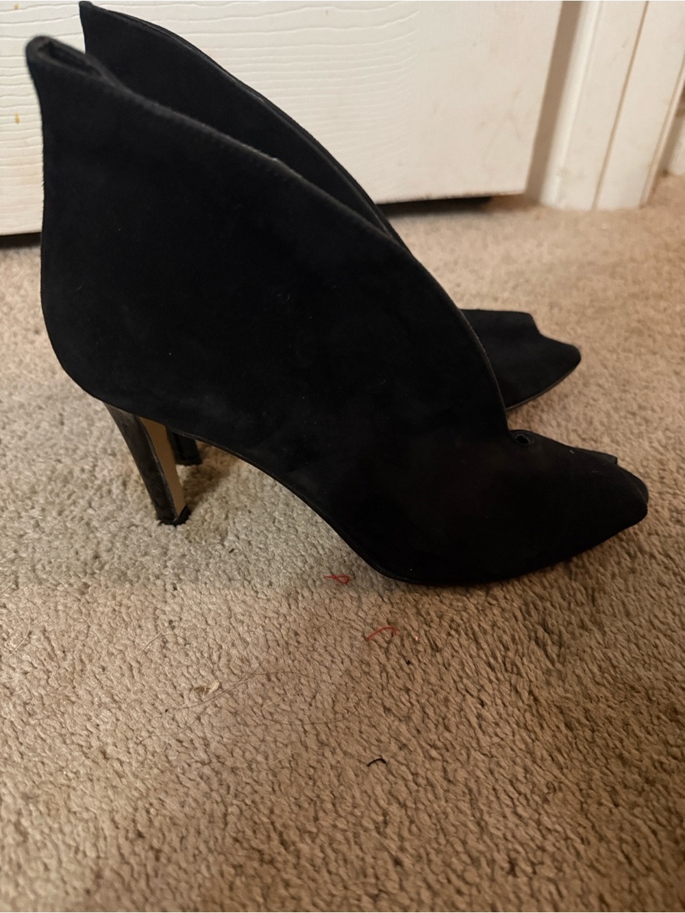 Black Suede Peep Toe Ankle Booties V Cut Leather Trim Back Tie Kitten Heel 7